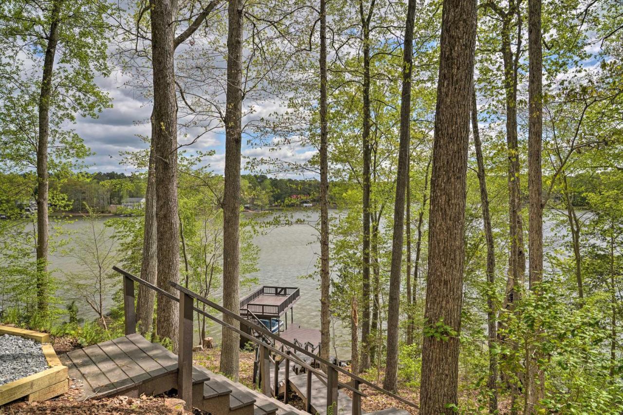 Waterfront Cottage With Boat Dock And 3 Decks! Bracey Dış mekan fotoğraf